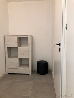 Nabízíme dlouhodobý pronájem 1i bytu ve čtvrti Horné Podbreziny