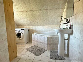 For rent family house with two apartments, large garden and garage in Nová Bystrica center