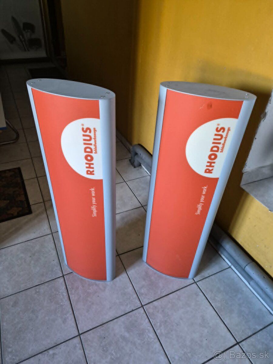 Prodám funkční světelné bannery pro vaši reklamu. Napájení 2