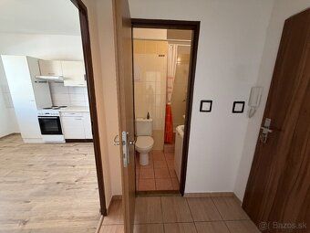 For sale 1-bedroom apartment, 34 m², Prievidza - M. Falešníka (Old housing estate)