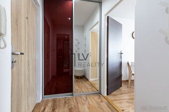 Typ: 2-izbový byt Ulica: Buzulucká Obec: Košice-Dargovských 