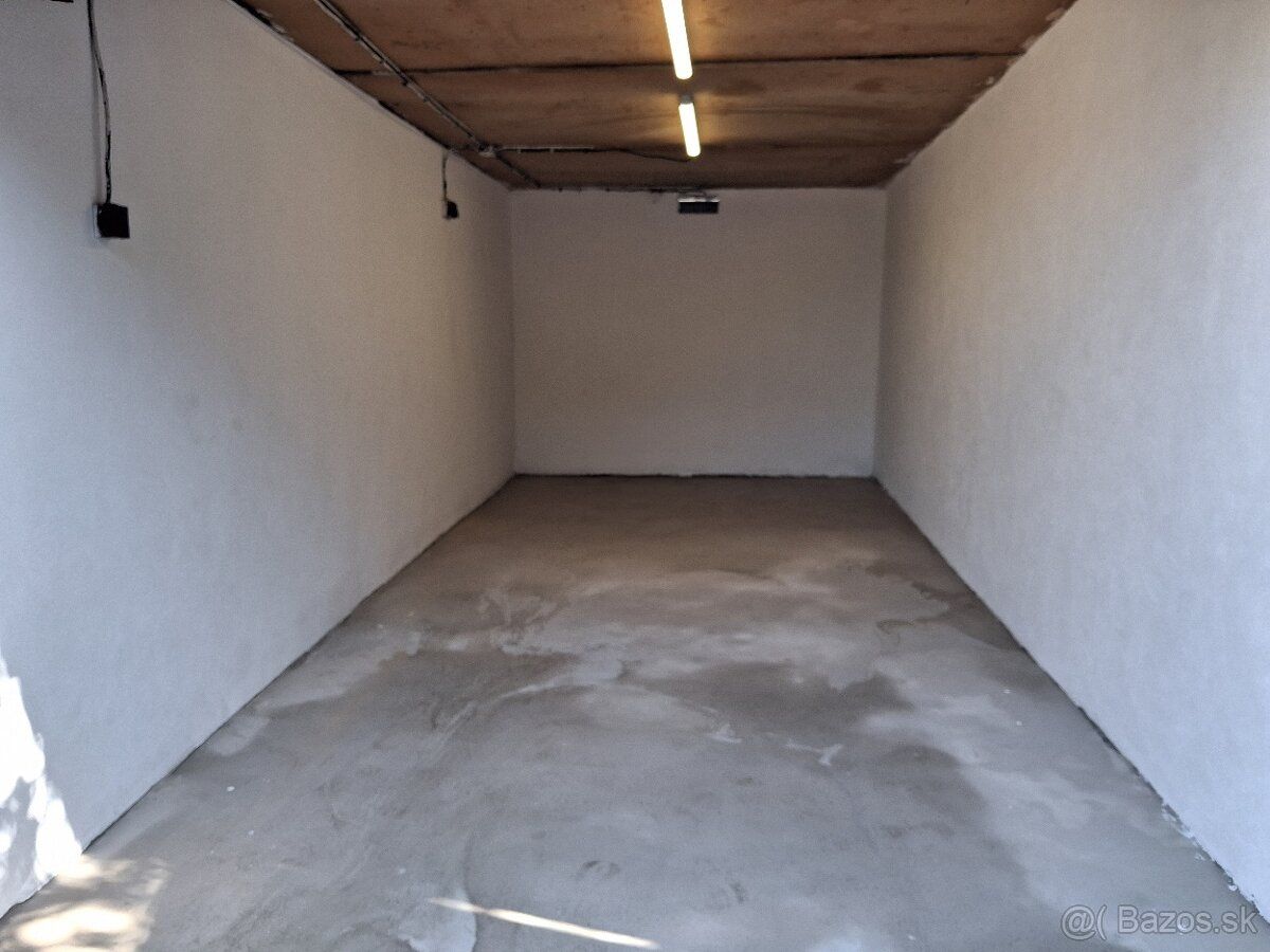 Dám donprenájmi zrekonštruovanú garáž s rozlohou 18 m2 na ul