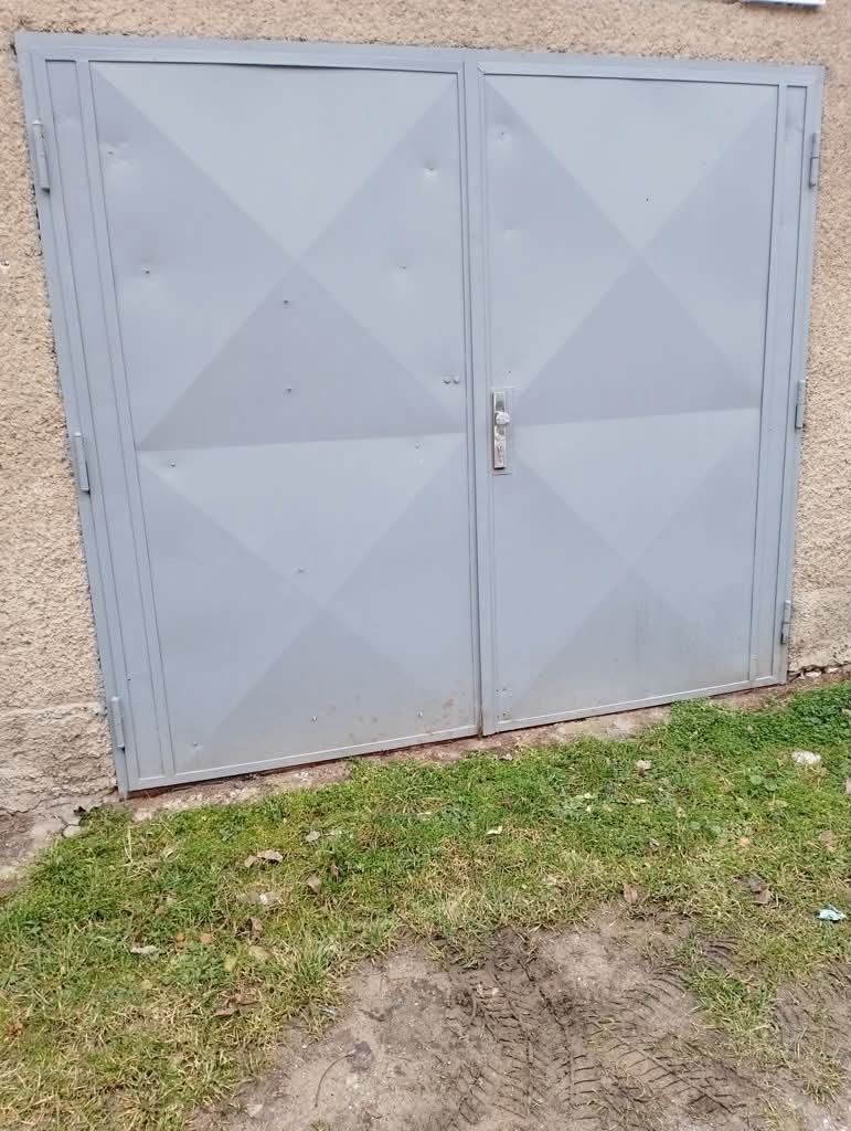 Predám stavebný pozemok vo veľmi dobrej lokalite Fončorda s 