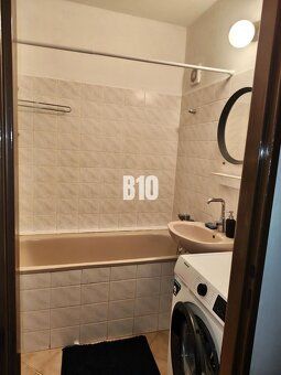 B10 Vám ponúka na predaj svetlý 3-izbový byt s loggiou na Ho