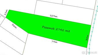 Ponúkame na predaj STAVEBNÝ POZEMOK s právoplatným stavebným