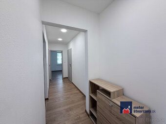 Ponúkam na predaj zrekonštruovaný 3-izbový byt na vyhľadávan