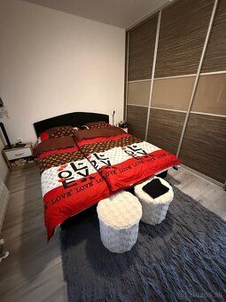 Ponúkame Vám na predaj priestranný 3 izbový byt s balkónom v