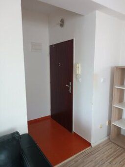 HAPPY REALITY s. r. o. Vám exkluzívne ponúka na prenájom pek