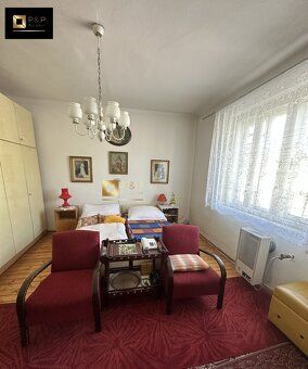24.6.2026 - Ponúkame na predaj starší rodinný dom s pekným p