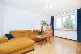 R.K. NEVOLAŤ
Predám 3. izbový zrekonštruovaný, čiastočne zar