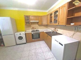Dám do nájmu 2 izbový byt NZ Ľ.Štúra Kont: 0902 379 333