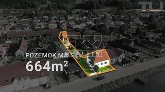 RODINNÝ DOM S DALŠÍMI TROMA SRAVBAMI - GARÁŽOU, ALTÁNKOM S L