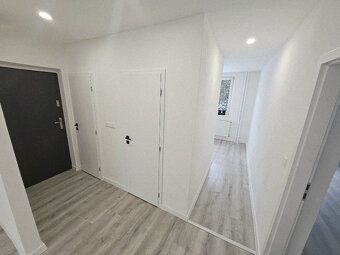 Typ: 3-izbový byt Obec: Bánovce nad Bebravou
NOVÁ ZNÍŽENÁ CE