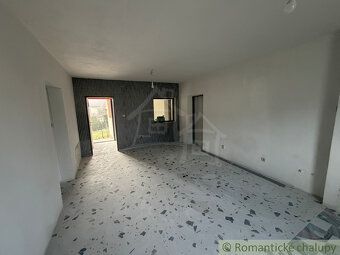 Na predaj dom v kúpeľnej obci Číž. Dom prechádza kompletnou 