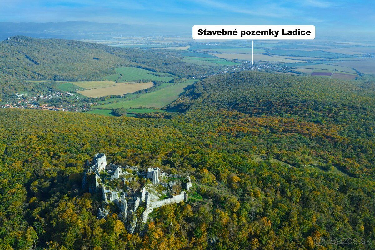 "Široké pozemky, široké možnosti na stavbu Vášho nového domo