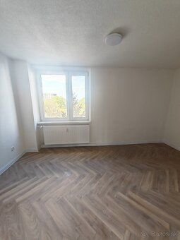 Predam kompletne zrekonštruovaný 3 izbový byt na ul. Leningr
