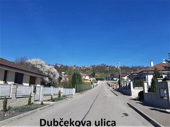 Ponúkame na predaj vo výhradnom zastúpení stavebný pozemok v