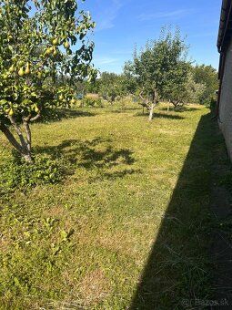 Predám stavebný pozemok v obci Milhosť o výmere 800 m².
Poze