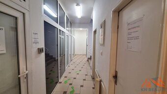 Hľadáš voľný priestor v centre mesta ? Kancelárske , priesto