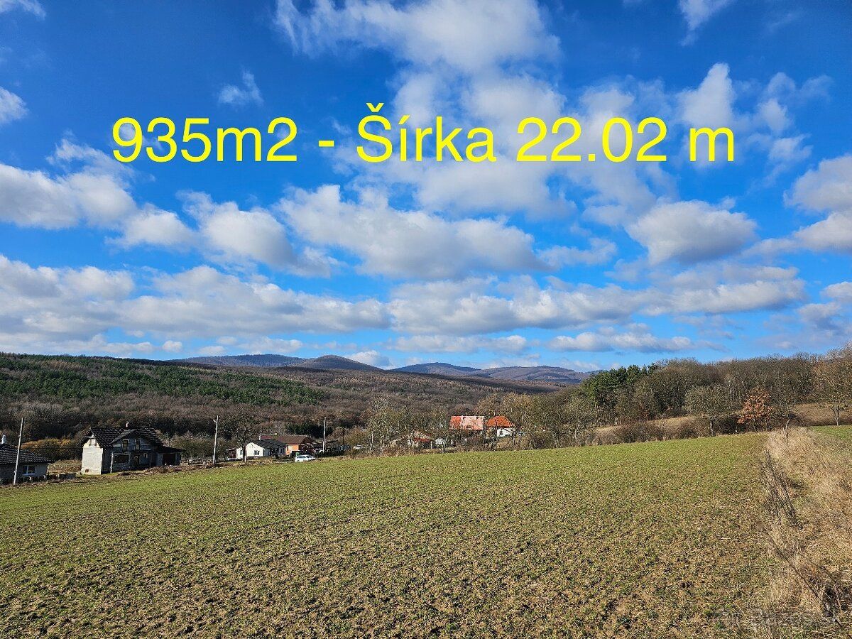 Predaj hotových slnečných stavebných pozemkov pod úpätím Pov
