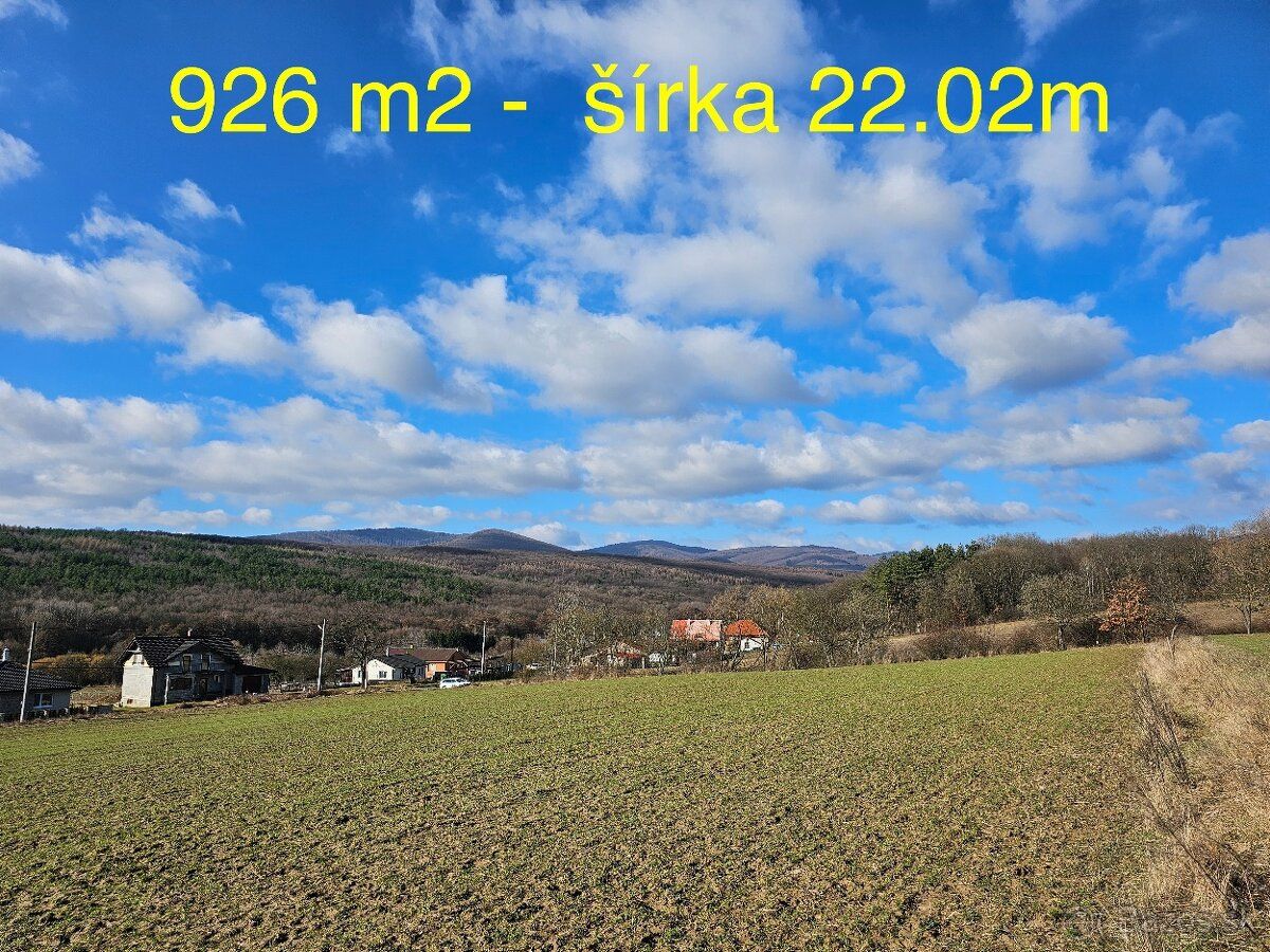 Predaj hotových slnečných stavebných pozemkov pod úpätím Pov