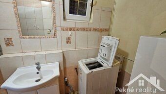 Realitná kancelária Pekné reality Vám ponúka na prenájom kom