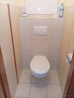 Ponúkam na prenájom priestranný 3-izbový byt s výmerou 72 m²