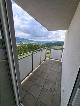 Prenajmeme Garzonku s balkónom v Námestove v bytovom dome Zá