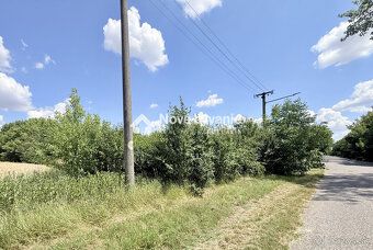 N233-14-FRADE
Ponúkame vám na predaj slnečný stavebný pozemo