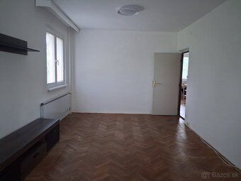 Dám do prenájmu 2 izbový byt o výmere: 56,8 m2 v tichej loka
