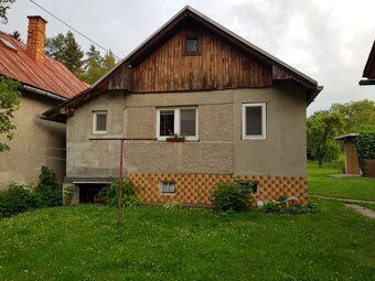 PREDAJ – Rodinný dom s druhou samostatnou stavbou, garážou a