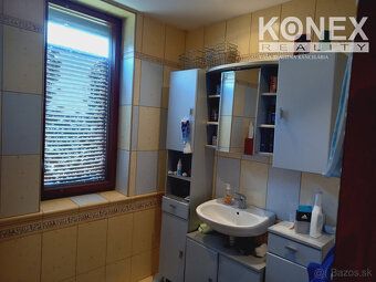 ID:3949
Ponúkame na predaj priestranný poschodový rodinný do