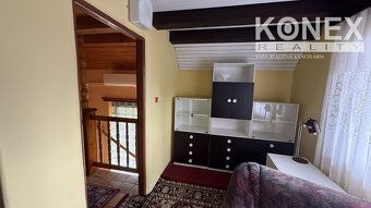 ID:3963
Ponúkame na predaj výnimočnú trojposchodovú murovanú