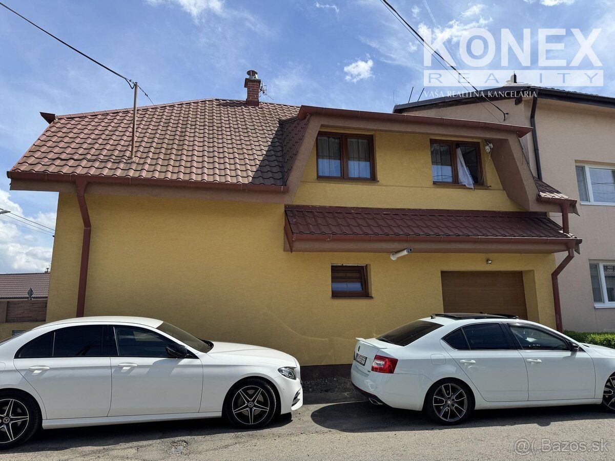 ID:3969
Ponúkame na predaj krásny poschodový rodinný dom v m