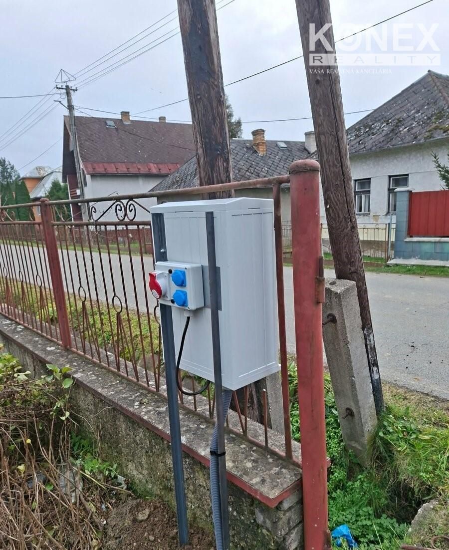 ID:4001
Ponúkame na predaj slnečný pozemok v intraviláne obc