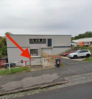 Ponúkam na prenájom samostatnú, uzamykateľnú garáž v komplex