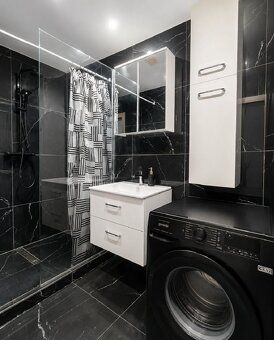 Ponúkame na predaj príjemný 3-izbový byt s výmerou 61 m² a b