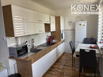 ID:4272
Ponúkame na predaj kompletne zrekonštruovaný 2-izbov