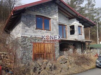 ID:4296
Ponúkame na predaj chalupu v obci Závada, 30 km od H