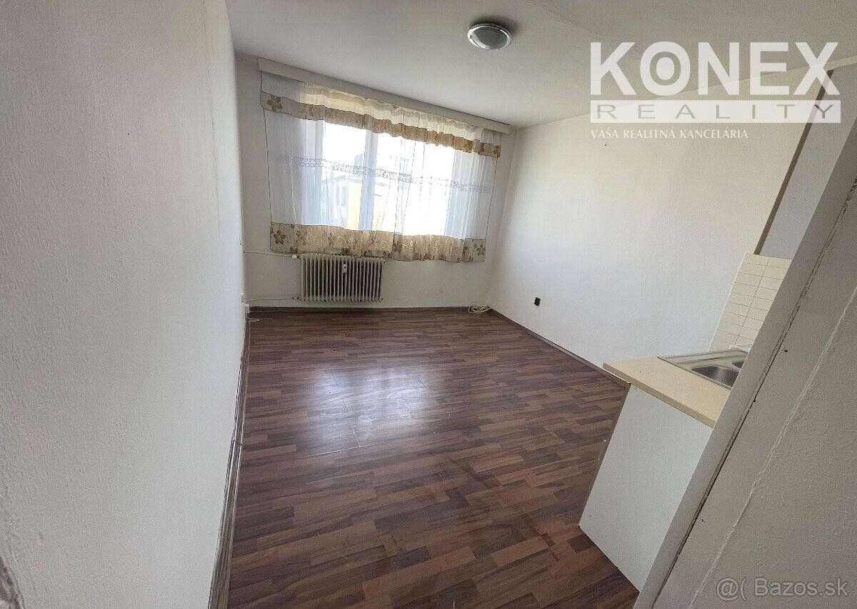 ID:4302
Ponúkame na predaj garsónku vo Veľkých Kapušanoch:
 