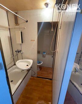 ID:4302
Ponúkame na predaj garsónku vo Veľkých Kapušanoch:
 