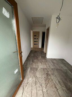 DIAMOND HOME s.r.o ponúka Vám na predaj 5 izbový rekreačný d