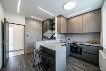 ID:4312 Ponúkame na predaj útulnú a svetlú garsónku s balkón