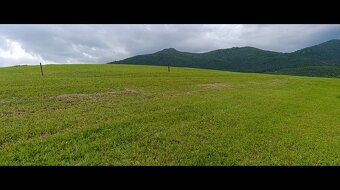 Ponúkame na predaj pozemok s výmerou 606 m², nachádzajúci sa
