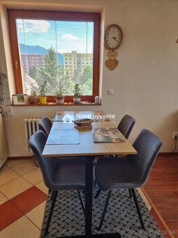 Predáme byt 3-izbovy 70m2 v pôvodnom stave bez balkóna lokal