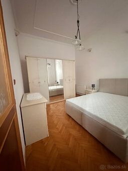 Ponúkam na prenájom pekný a rekonštruovaný 2 izb byt v lokal
