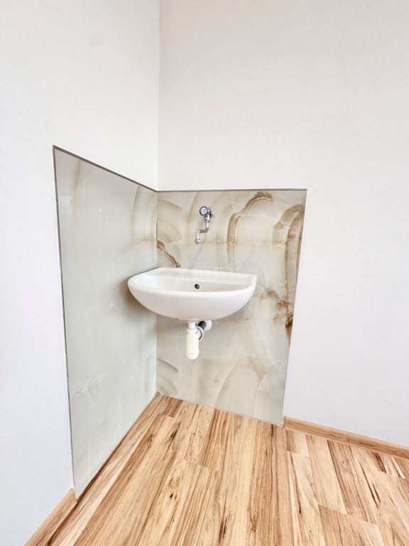 1. Reality Rent ponúka na prenájom kancelárske priestory 29 