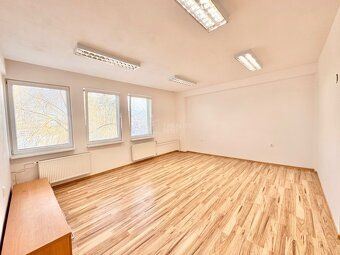 1. Reality Rent ponúka na prenájom kancelárske priestory 29 
