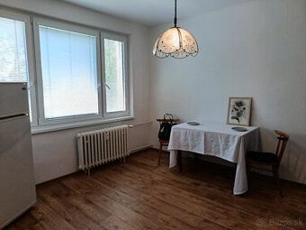 Typ: 1-izbový byt Ulica: Sídlisko Rimava Obec: Rimavská Sobo