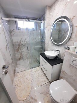 Ponúkam na prenájom rodinný dom v Prešove v Šalgovíku. Rodin
